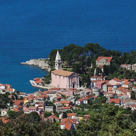 Beautiful In With Wifi Apartamento Veli Lošinj