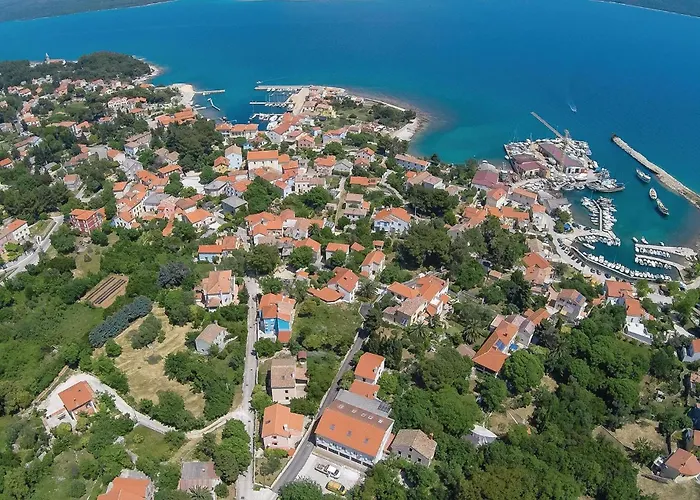 Apartman 2 Bedroom Beautiful In *